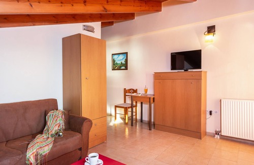 Agios Vasileios Apartment | Villa Maria Apt 3
