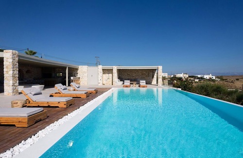 Paros Villa | Villa Melina with pool and view - My Rental Homes