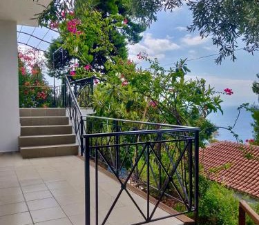 Stafylos House | Villa Myrto - Beautiful see-view villa