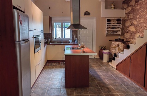 Platanos House | Villa Nlparadi- spacious appartment, 5 mins from Falassarna beach