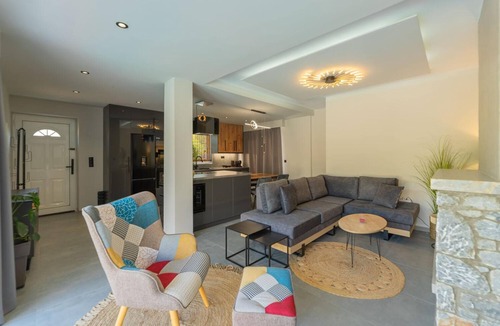 Lefktron Villa | Villa Omega - Two Bedroom Villa, Sleeps 4