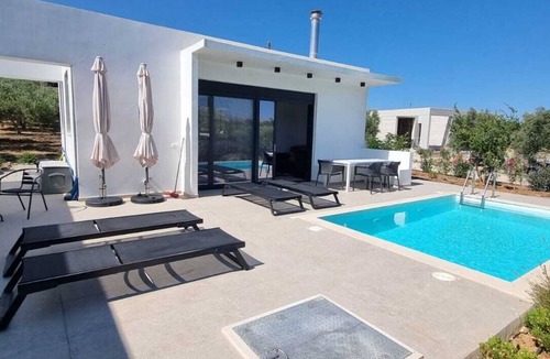 Kamilari House | Villa Panselinos—Private Pool & Idyllic Olive Grove on the South Coast of Crete