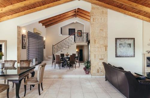 Agrilia Villa | Villa Paradise