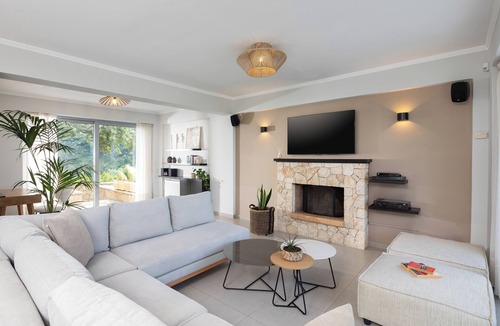 Acharavi Villa | Villa Piedra,Modern style 3 DBRM Villa in Acharavi with private pool and jazuzzi