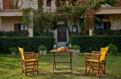 Porto Koukla Apartment | Villa Pounente Apartments - 300m from the beach, by ZanteWize