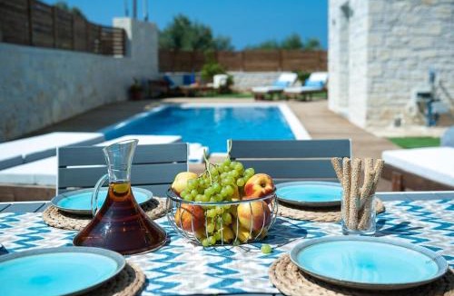 Asteri Villa | Villa Prima - With Private Heated Pool & Jacuzzi
