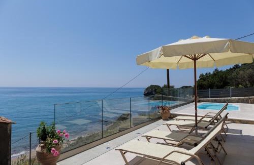 Parelia House | Villa Renata & Villa Filippos with private Plunge Pool by Konnect