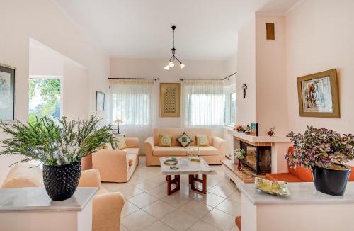 Agia Villa | Villa Rosemagnolia, pool 35m2, in green, gardens, full sun close to everything