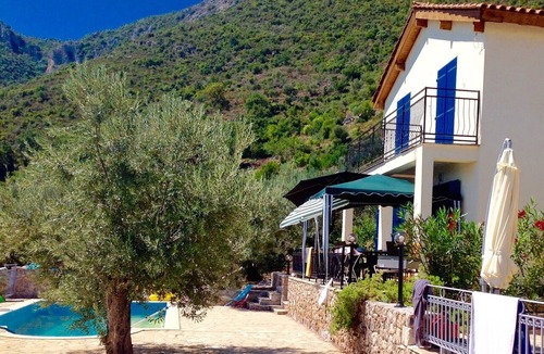 Livadi Villa | VILLA sea view Peloponnese in the heart of olive groves