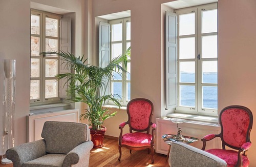 Ermoupoli Hotel | Villa Selena