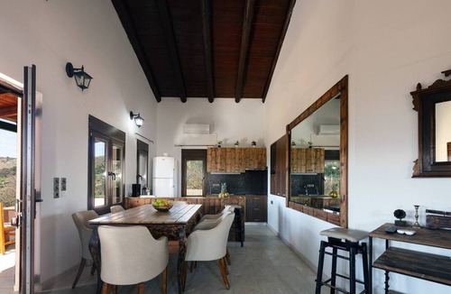 Kato Valsamonero Villa | Villa Skandali nice villa