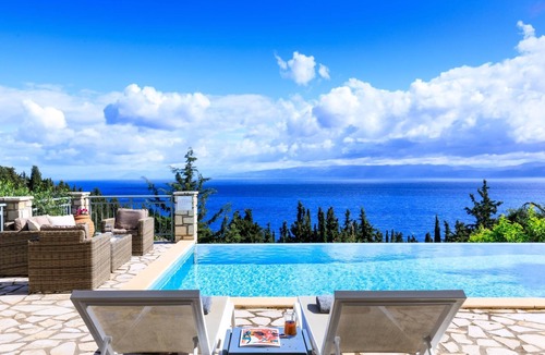 Koutsi Villa | Villa Thanelli - Stylish Villa with Outstanding Sea Views near Beach & Tavernas