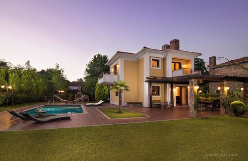 Paralia Pantaleimonos Villa | Villa "THETIS " located in the magnificent OLYMPUS VILLAS Complex