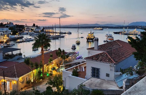 Spetses Villa | Villa V Spetses - Old Harbour View & Pool