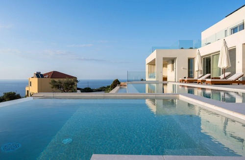 Apokoronas Villa | Villa Verdessa, Divine Sea Views, Private Infinity Pool, Furnished Terrace,.
