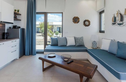 Agios Georgios House | Villa 'Villa Kalavria' with Sea View, Wi-Fi & Air Conditioning