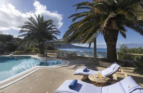 Porto Germeno Villa | Villa Visanty with Private Pool & Access to Beach