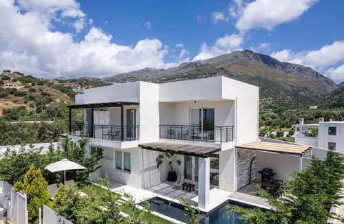 Plakias Villa | Villa with Private Pool and BBQ, 200m to the beach