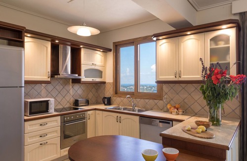 Petaleia Villa | Villa Yellowstone by Rodostamo Collection