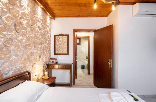 Acharavi House | Villa Yiannitsis - Sunset by the Sea, Acharavi Beach