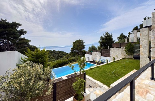 Skiathos House | Villen mit privaten Pools und Meerblick Skiathos by Interhome