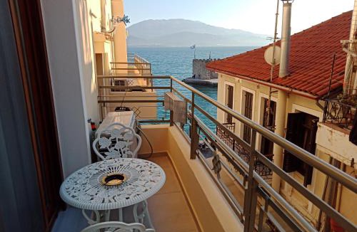 Gefira Mpania Apartment | Vip Lepanto Castle Suites