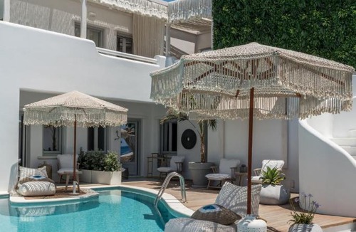 Agios Prokopios Hotel | Virtu Suites
