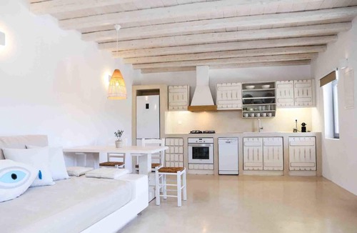 Kalafatis House | VLIA MAR Myconian Residences