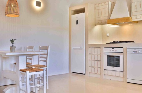 Kalafatis House | VLIA MAR Myconian Residences