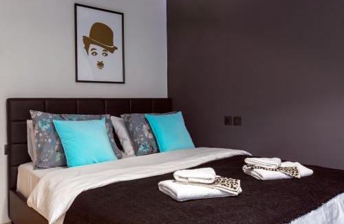 Volos City Centre Apartment | Volos Center Luxury Home 2 Baths Free Parking