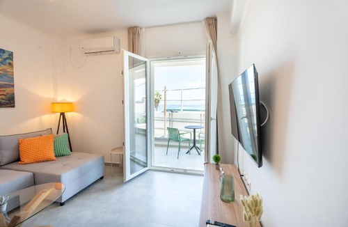 Vrahati Apartment | Vrachati Blue