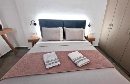 Larissa Apartment | Vv Cosy Host 2 private parking