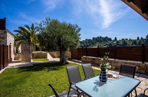 Nea Skioni Villa | (w) Helios Villa | Private Pool | Halkidiki