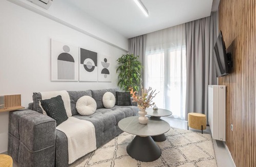 Petroupoli Apartment | West Athens Luxurius Apartment