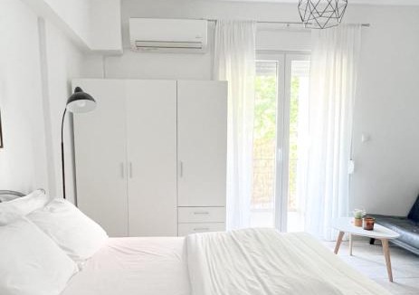 Komotini Apartment | White Charm Studio