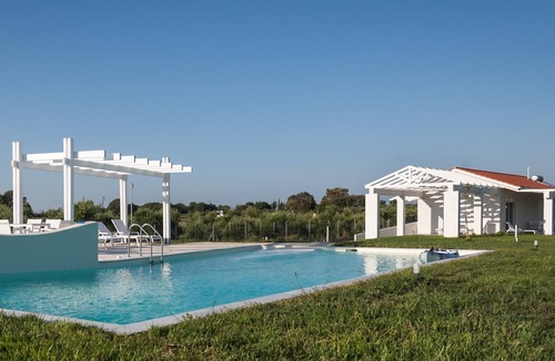 Ilida House | White Villas BV by Interhome