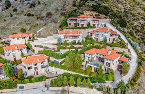 Arachova Villa | Winterfell Estate