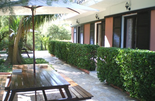 Lefkimmi Villa | Wonderful Apartments in a stunning enviroment by the sandy beach in Corfu