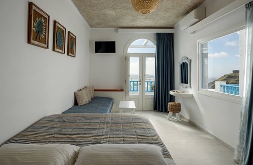 Firostefani Villa | Wonderful Santorini Apartment | 1 Bedroom | Premier Apartment | Amazing Sea View