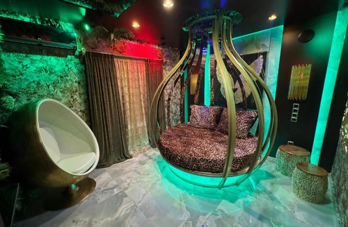 Argyroupoli Hotel | X Hotel Salem