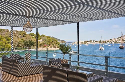 Poros Hotel | Xenia Poros Image Hotel by GHH