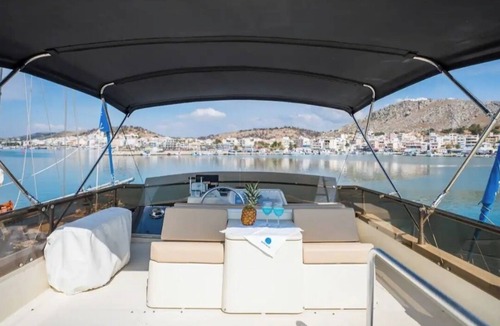 Kastella Boat Rental | Yacht Ferretti: Day Trip Greek Islands/Athenian Riviera. Guests 10
