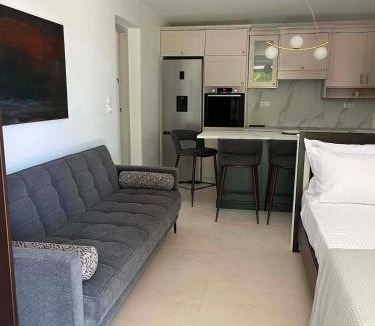 Galatas Apartment | Yayas Family House