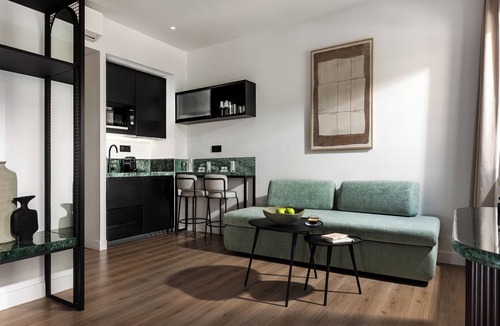 Piraeus Apartment | Zea Urban Living