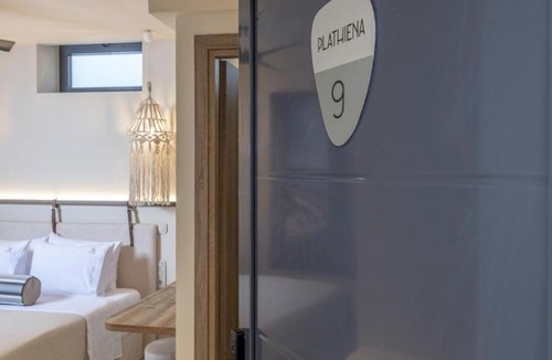Zefiria Hotel | Zefyria Luxury Suites