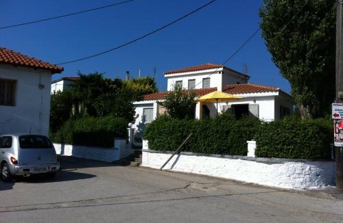 Makri Apartment | Zen Villa by GG