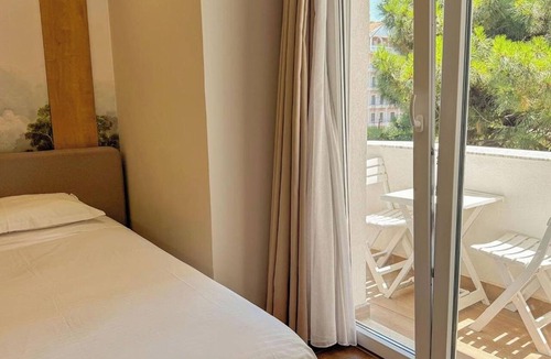 Shkembi i Kavajes Hotel | Zena Hotel