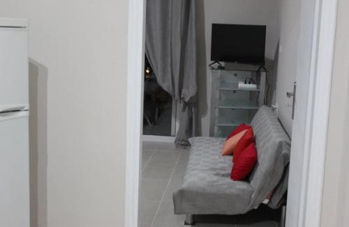 Tolo Apartment | Zoe Apartments