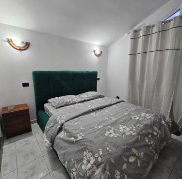 Çollaku in Lushnjë