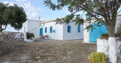 Αρχοντικό ΑΤΤΙΚ - ATTIK MANSION in Livadi